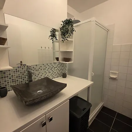Appartement Climatise 4 Personnes Sisteron Exterior photo